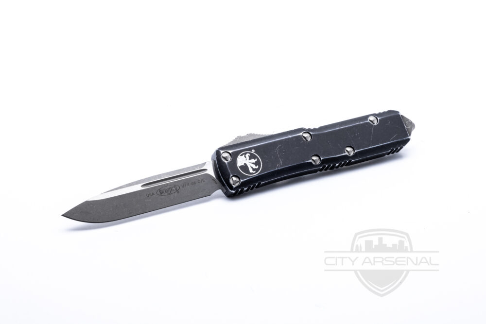 Microtech U.T.X-85 S/E Distressed Black Apocalyptic Standard Blade
