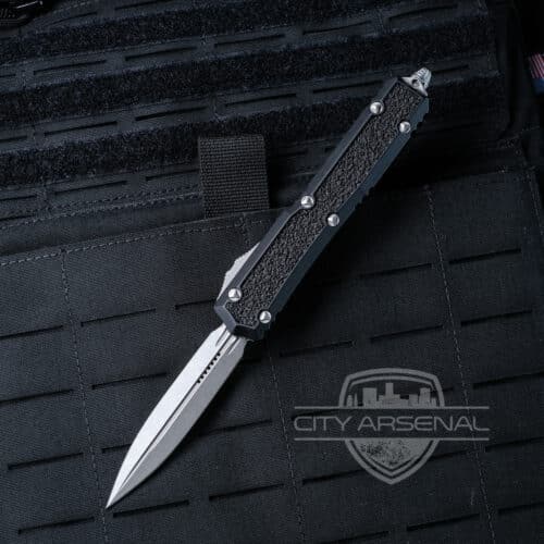 Microtech Makora Signature Series OTF Auto Knife, Apocalyptic D/E Blade, Black Handles (206-10APS)
