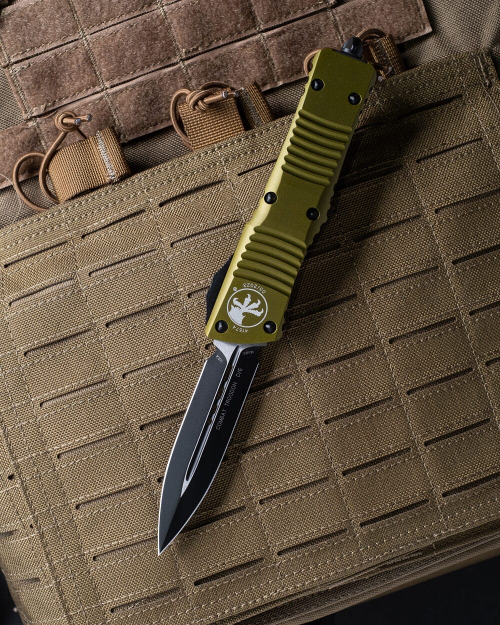 Microtech Combat Troodon D/E, OTF Knife, OD Green Standard (142-1OD)