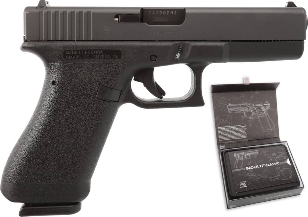 Glock, G17 Gen1, 9mm Pistol, OG Style Box, Black (P81756203C1)