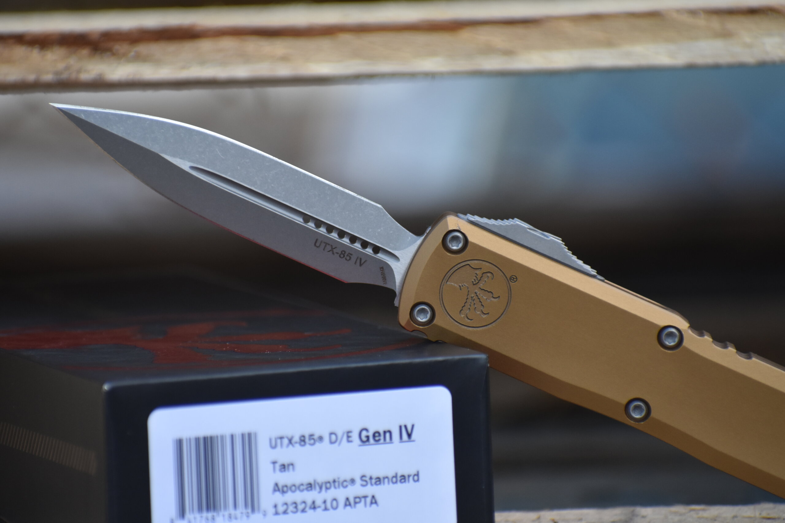 Microtech, UTX-85 GenIV, OTF, Tan (12324-10APTA) - Image 3