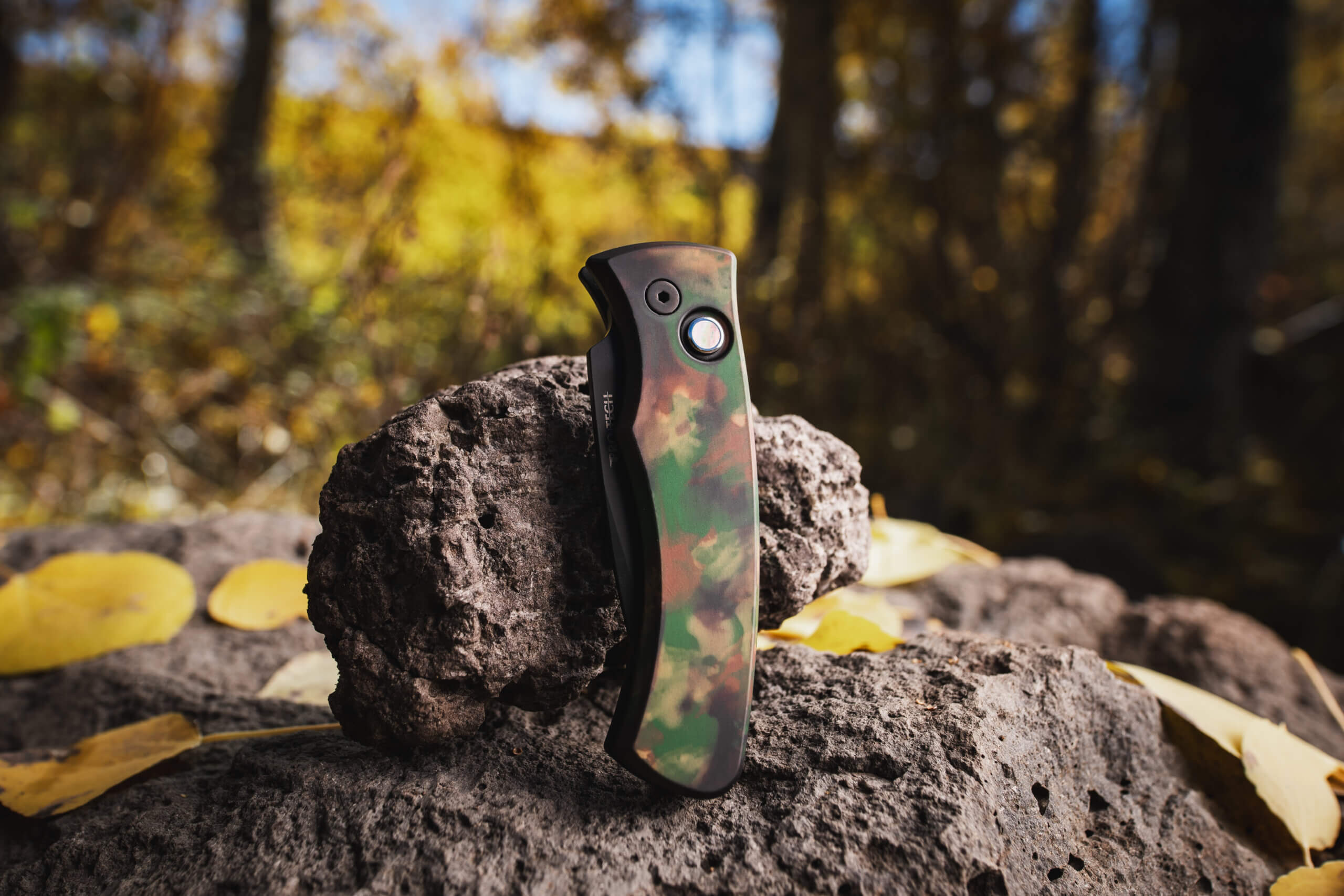 Pro-Tech Knives, Duke 2, Automatic Knife, Woodland Camo Aluminum (DUKE2103-WOODLAND) - Image 2