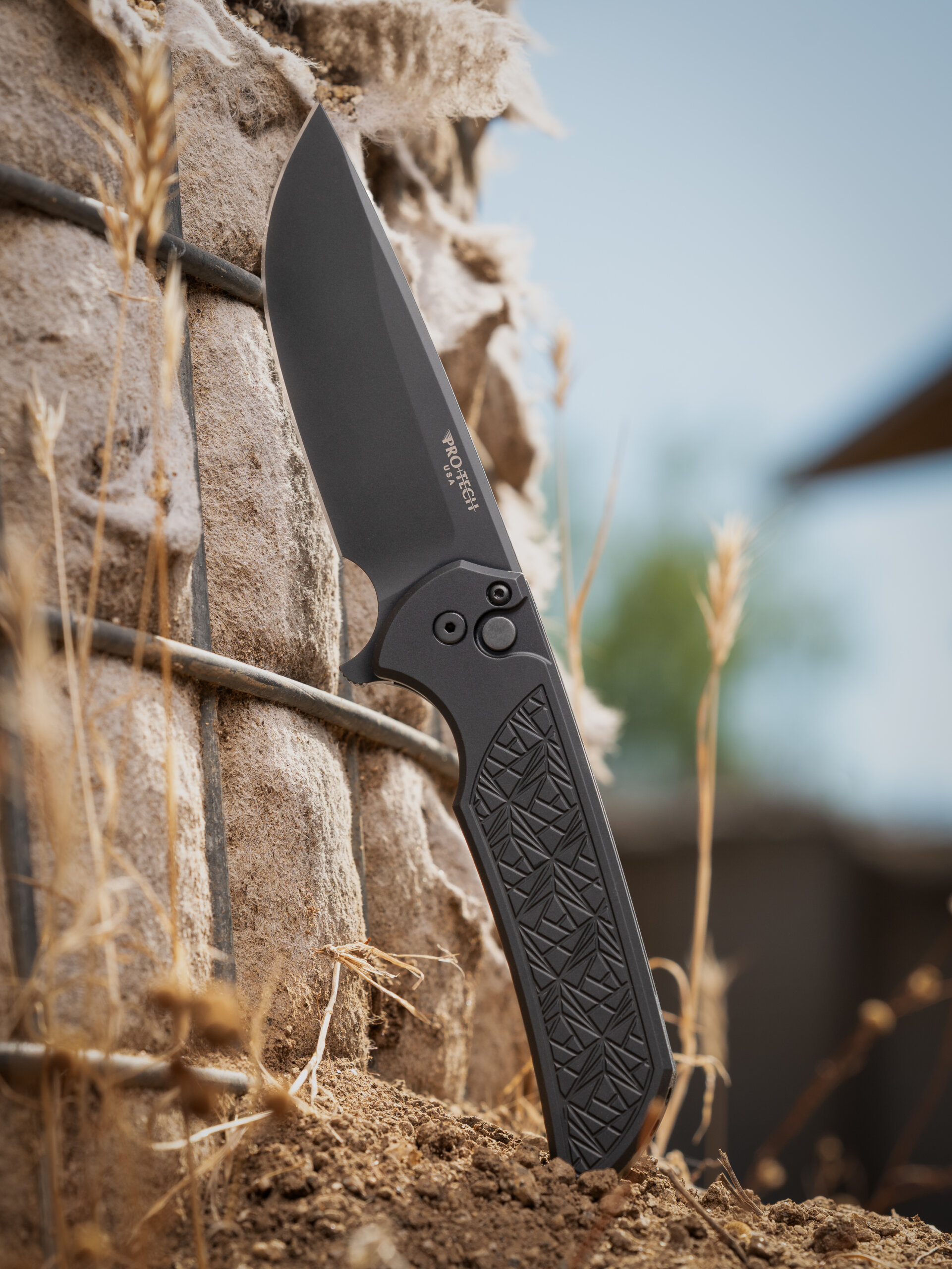 https://cityarsenal.com/product/pro-tech-knives-mordax-folder-black-mx106/