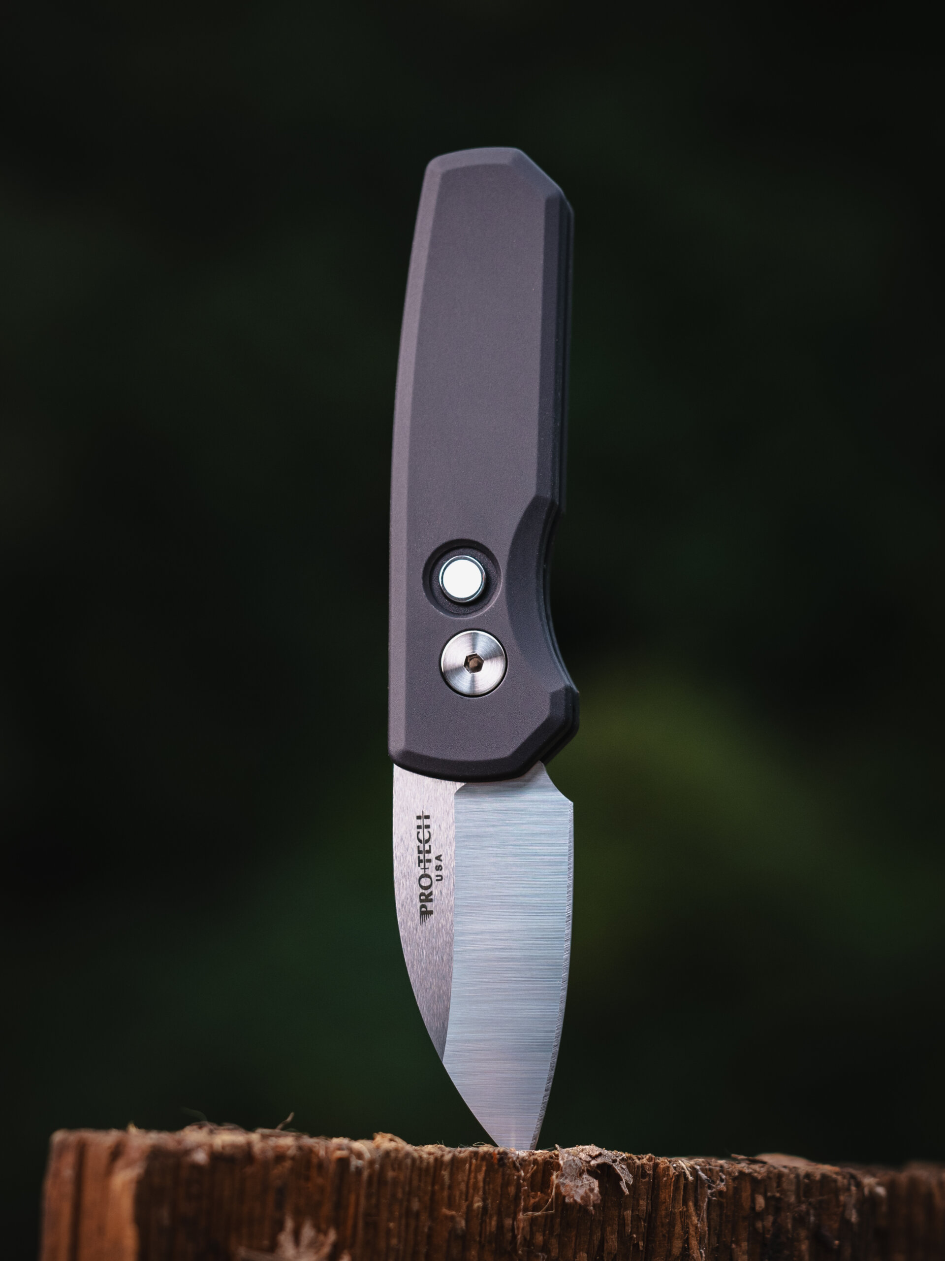 https://cityarsenal.com/product/pro-tech-knives-runt-5-auto-foler-black/