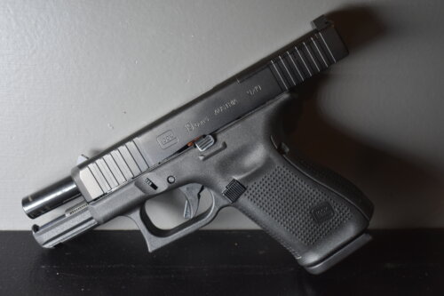 Pre-Owned Glock G19 Gen 5 9mm w/3mags & Box