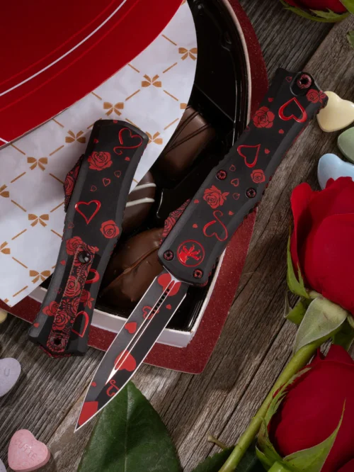 Microtech Hera II Valentine's D/E Signature Series (1702M-1VN)